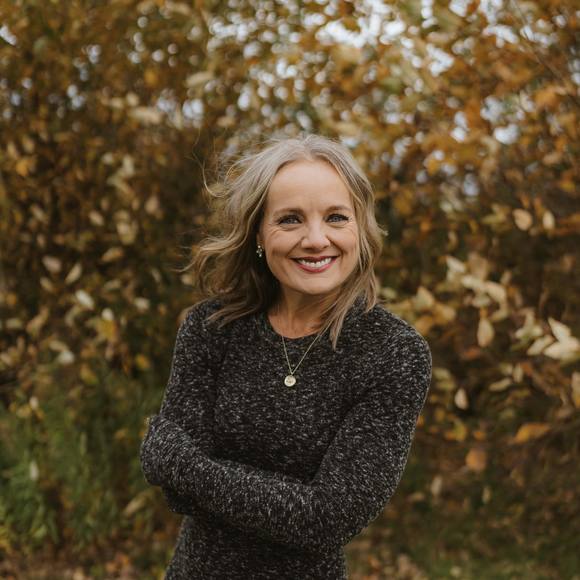 Meet your Posher, Lois - Picture 1 of 1